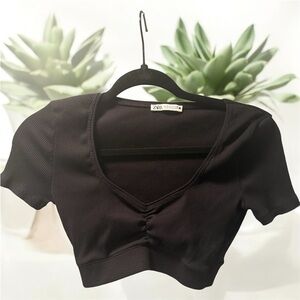 Zara Black Ribbed Crop Top